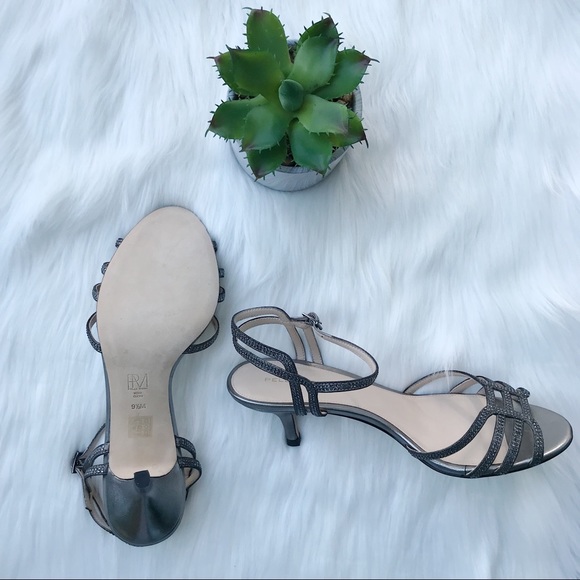 NWOT Pelle Moda Bronzed Crystal Embellished Heel - Picture 7 of 7